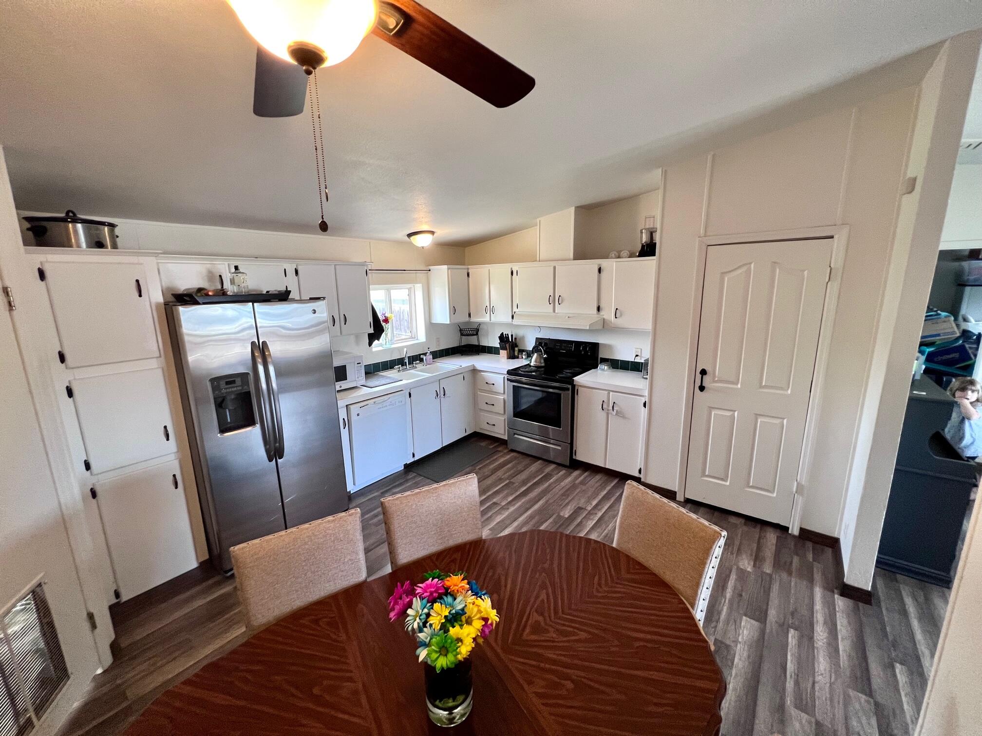 Round Lake Estates - Residential