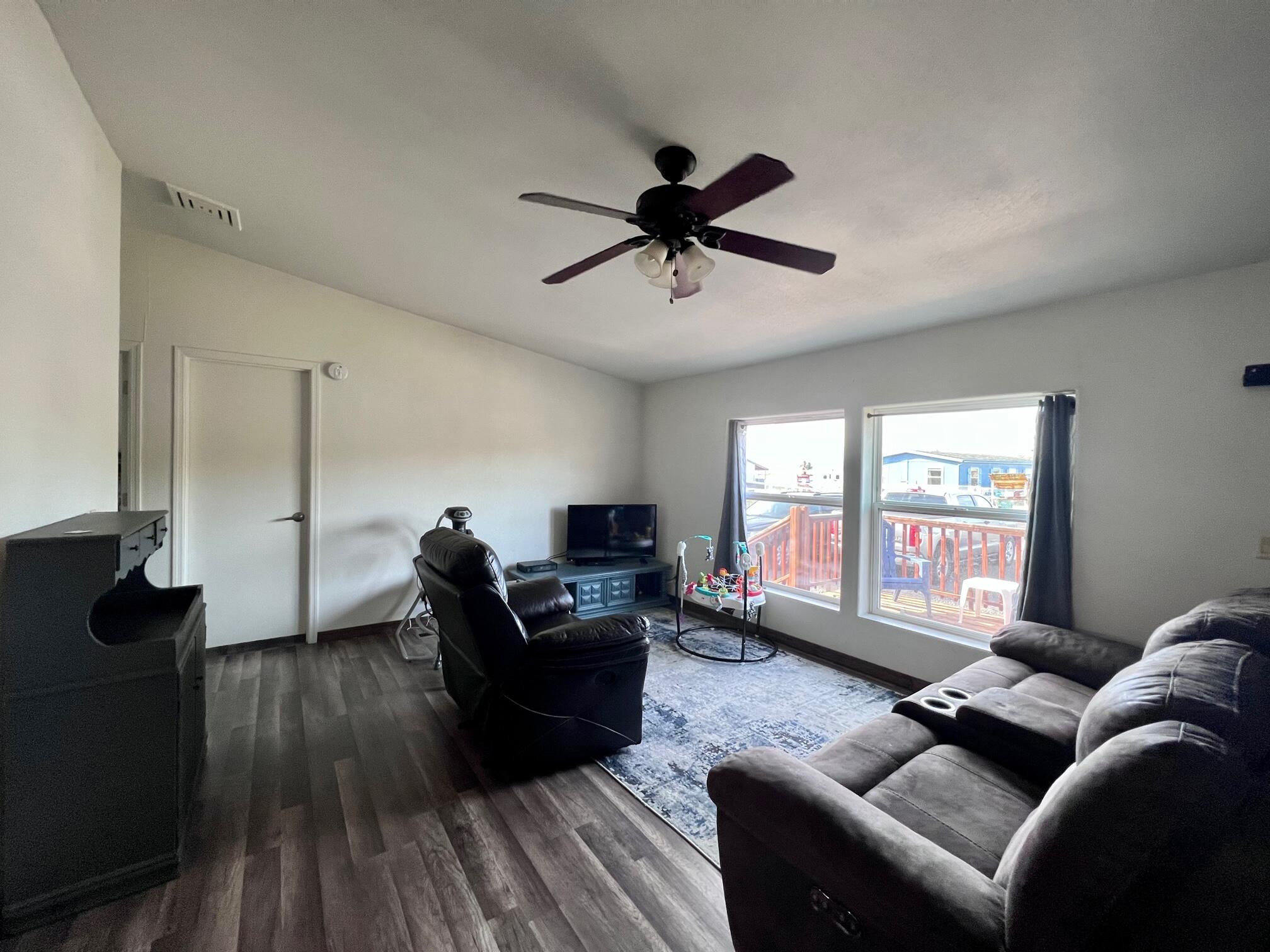 Round Lake Estates - Residential