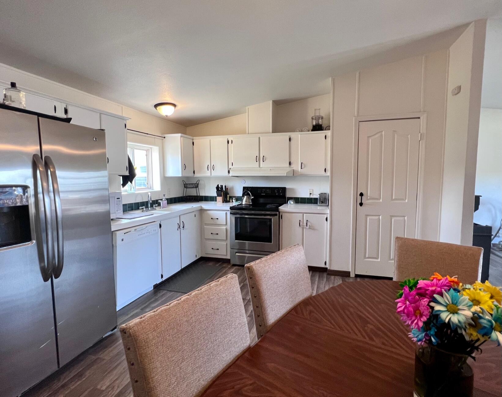 Round Lake Estates - Residential