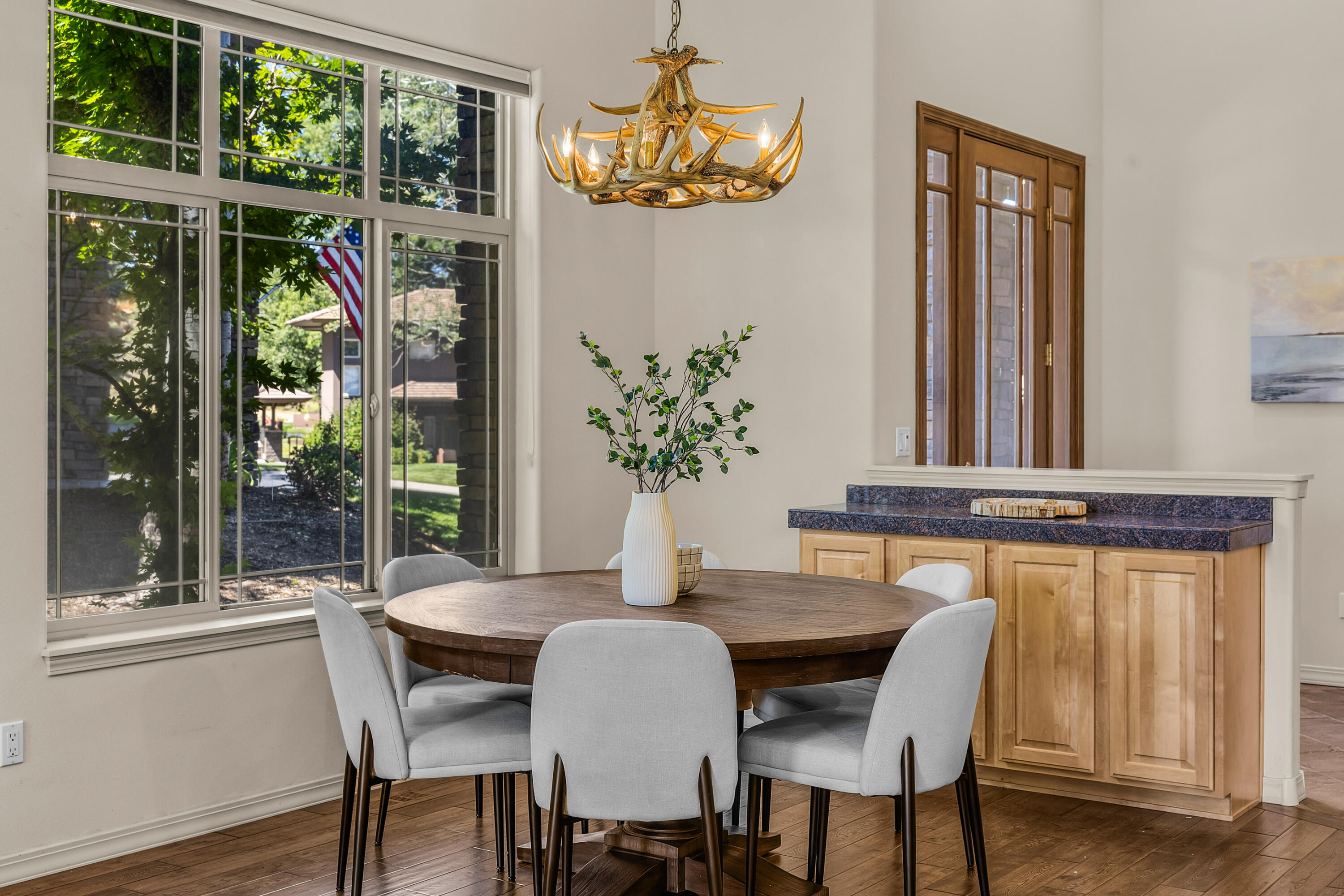 Broken Top - Residential