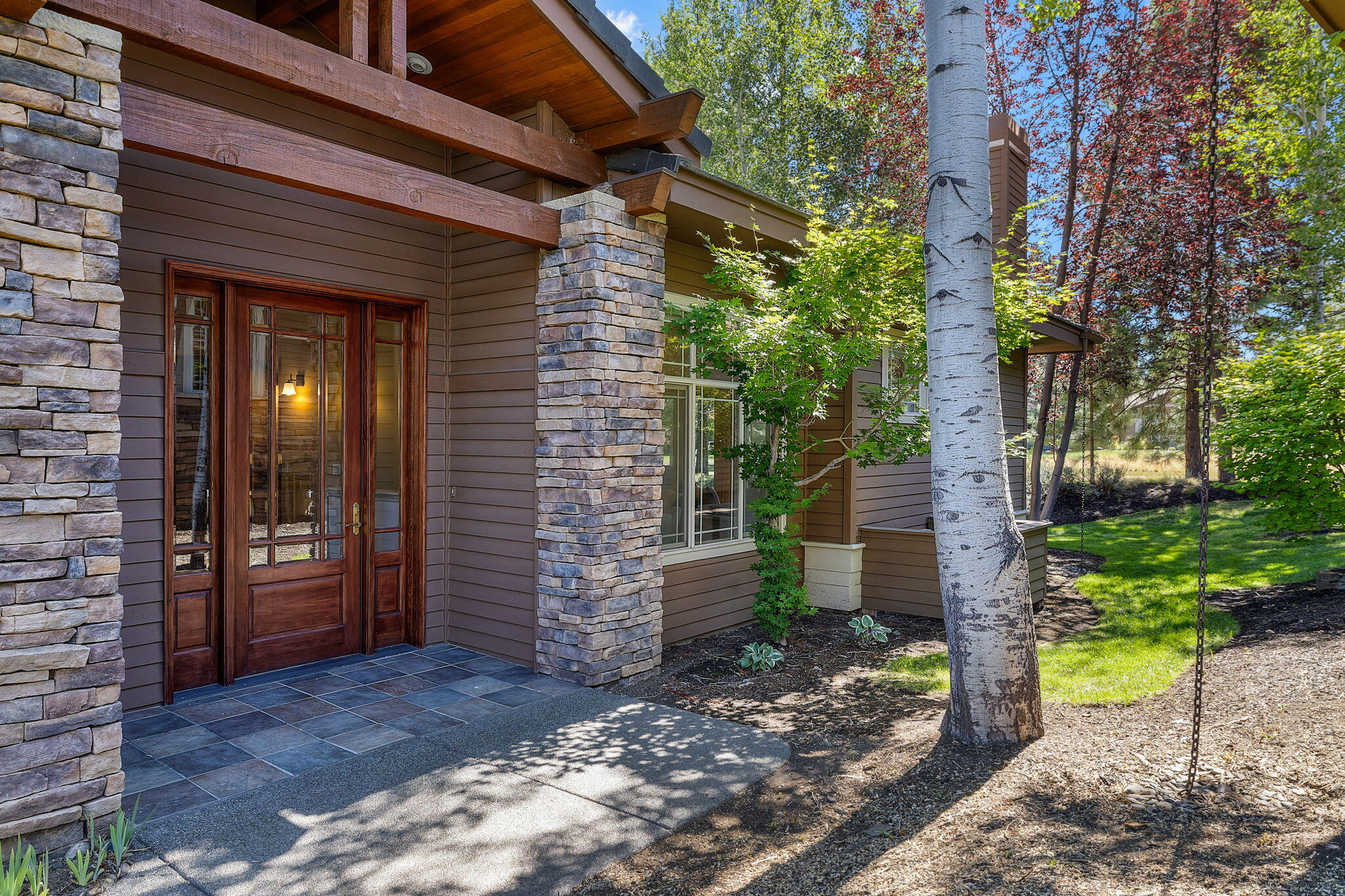 19571 SW Simpson Avenue