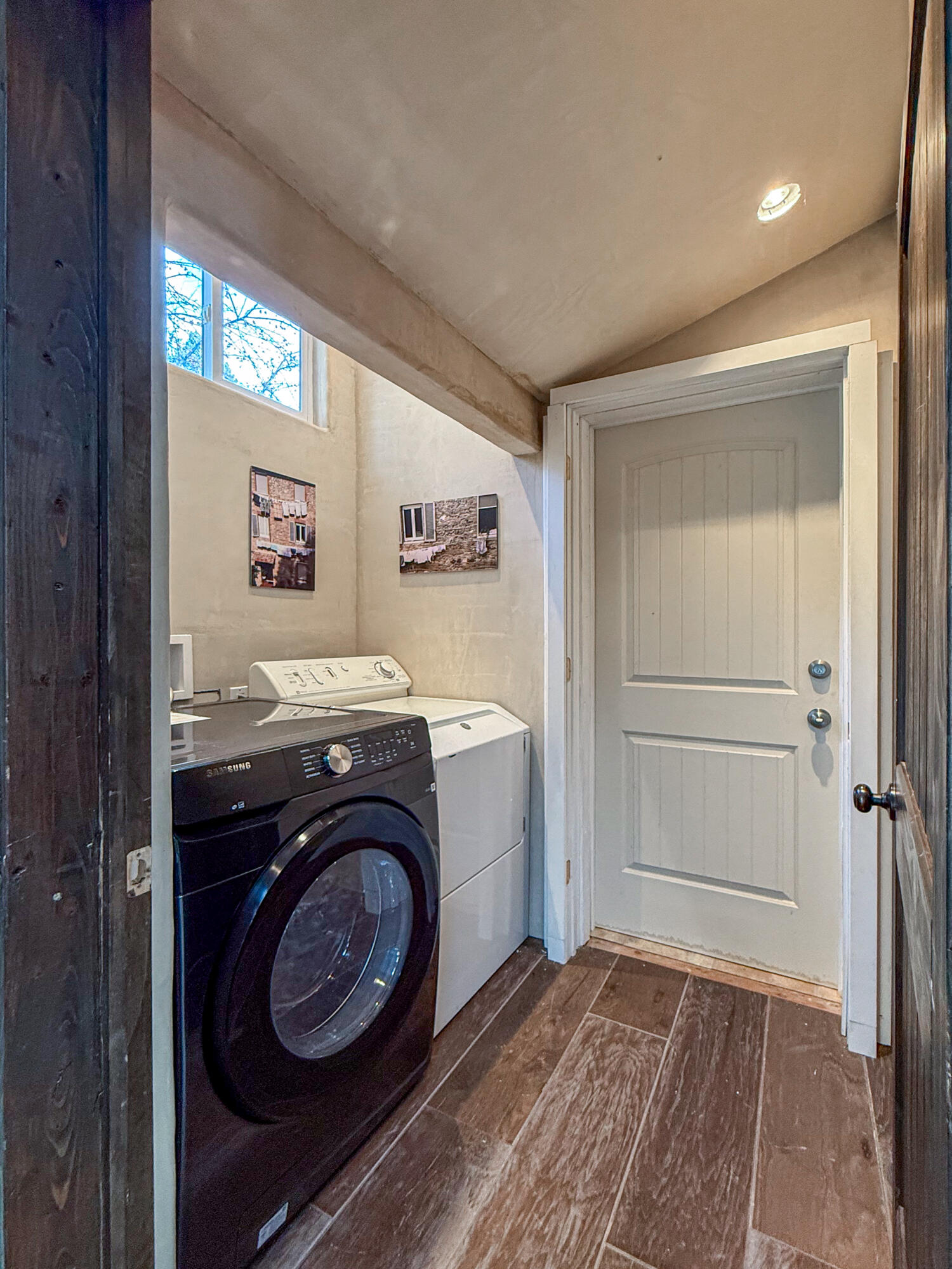 Kenwood Gardens - Residential