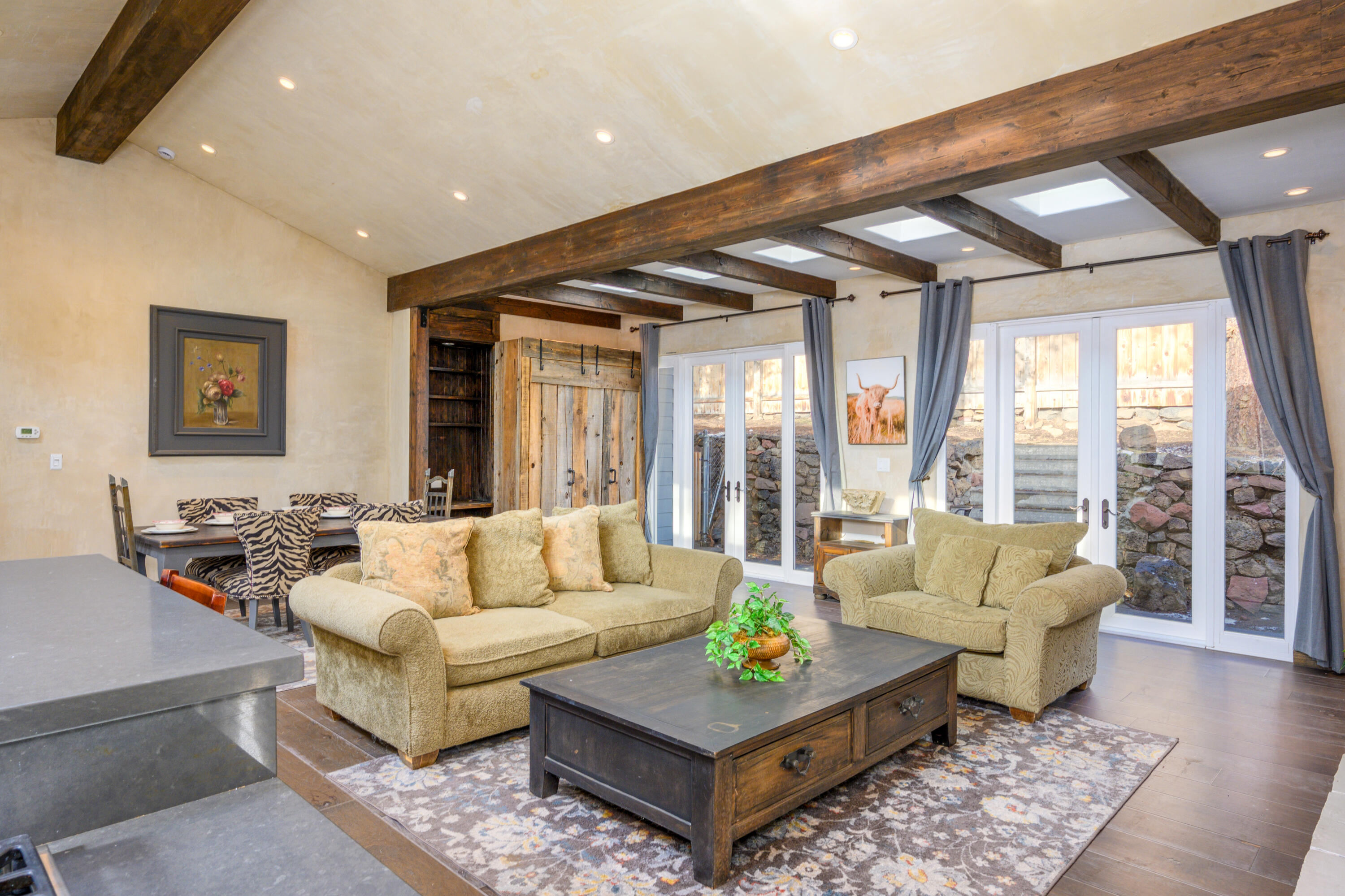 Kenwood Gardens - Residential