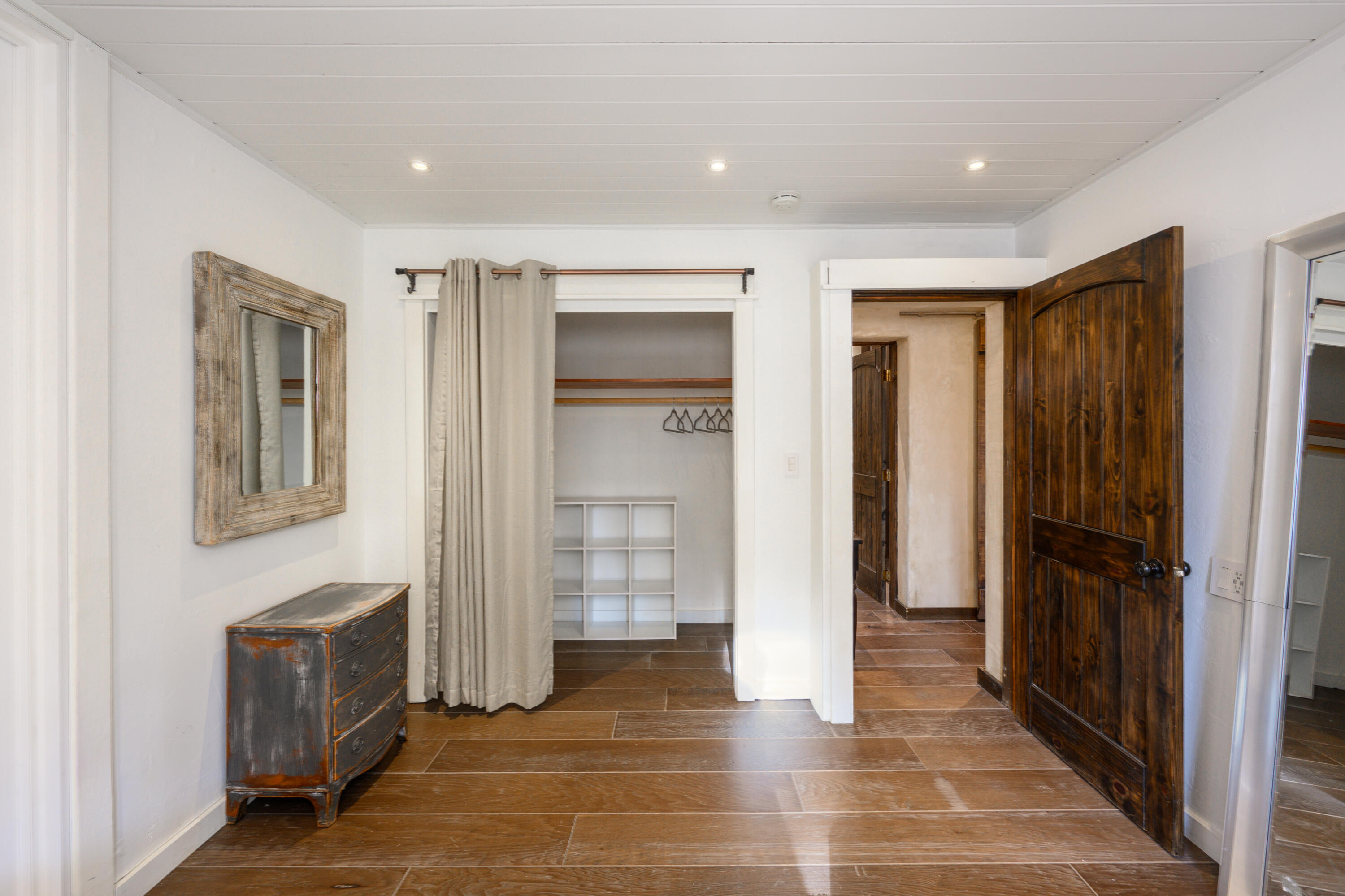 Kenwood Gardens - Residential