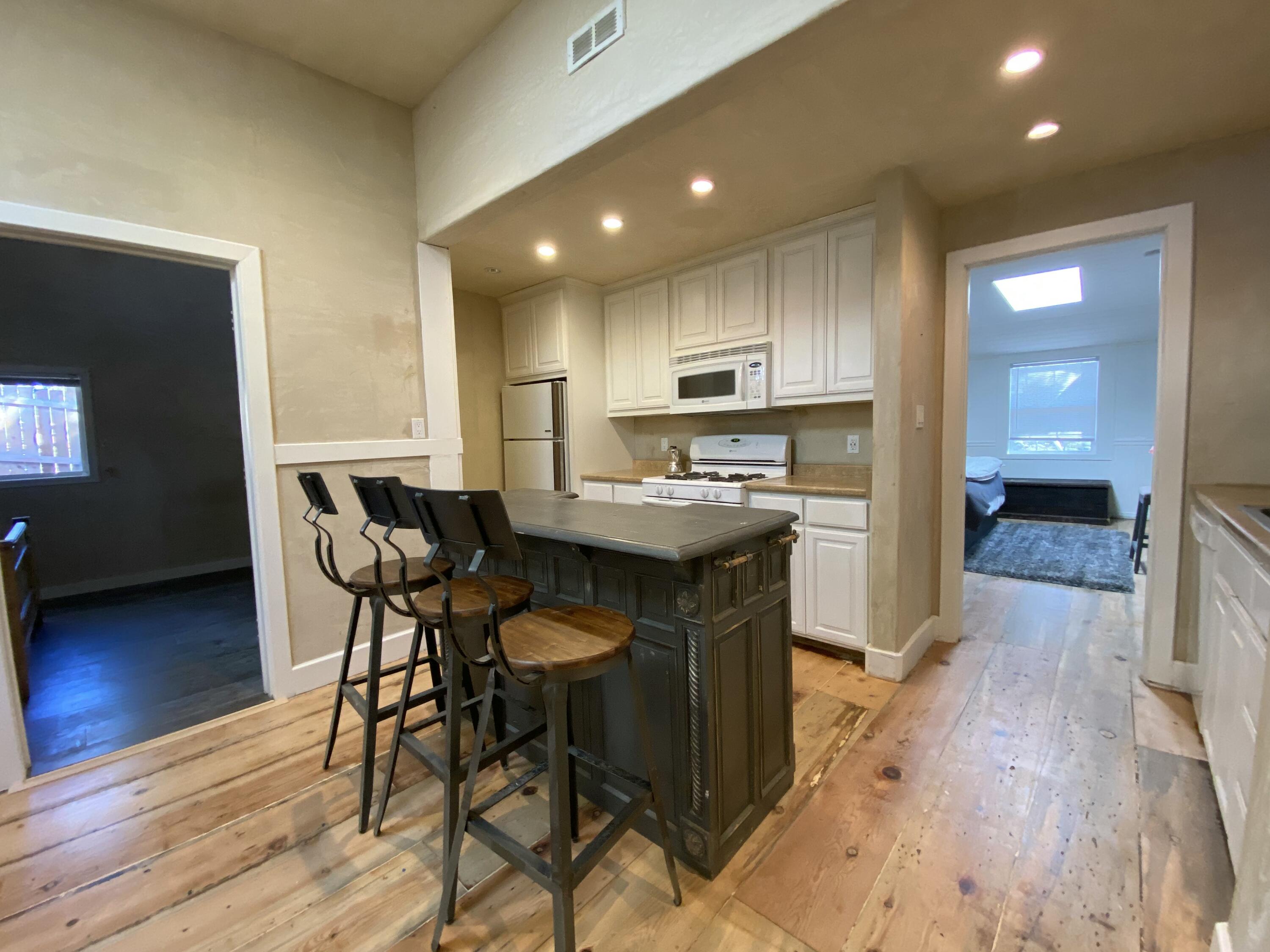 Kenwood Gardens - Residential