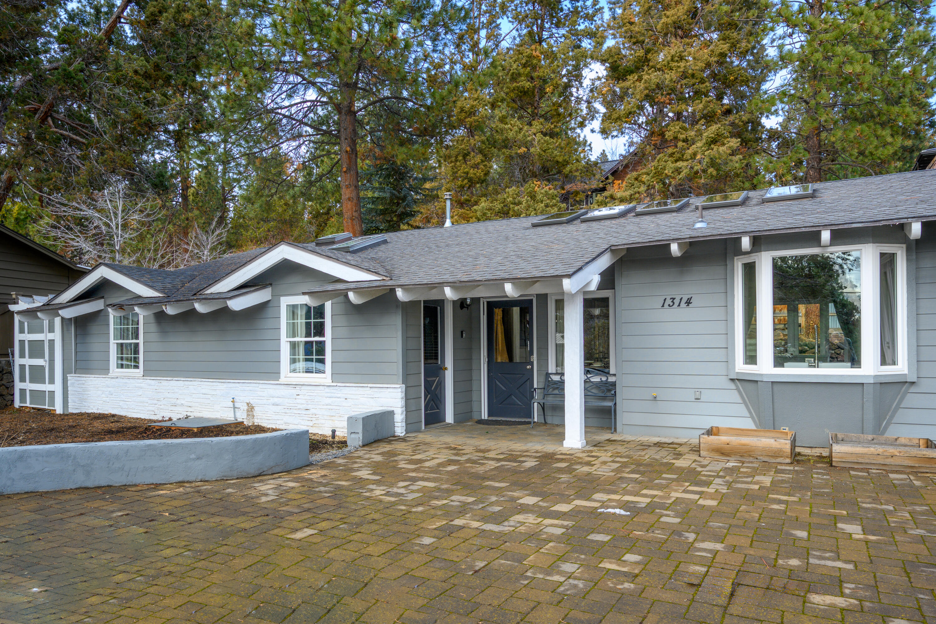 Kenwood Gardens - Residential