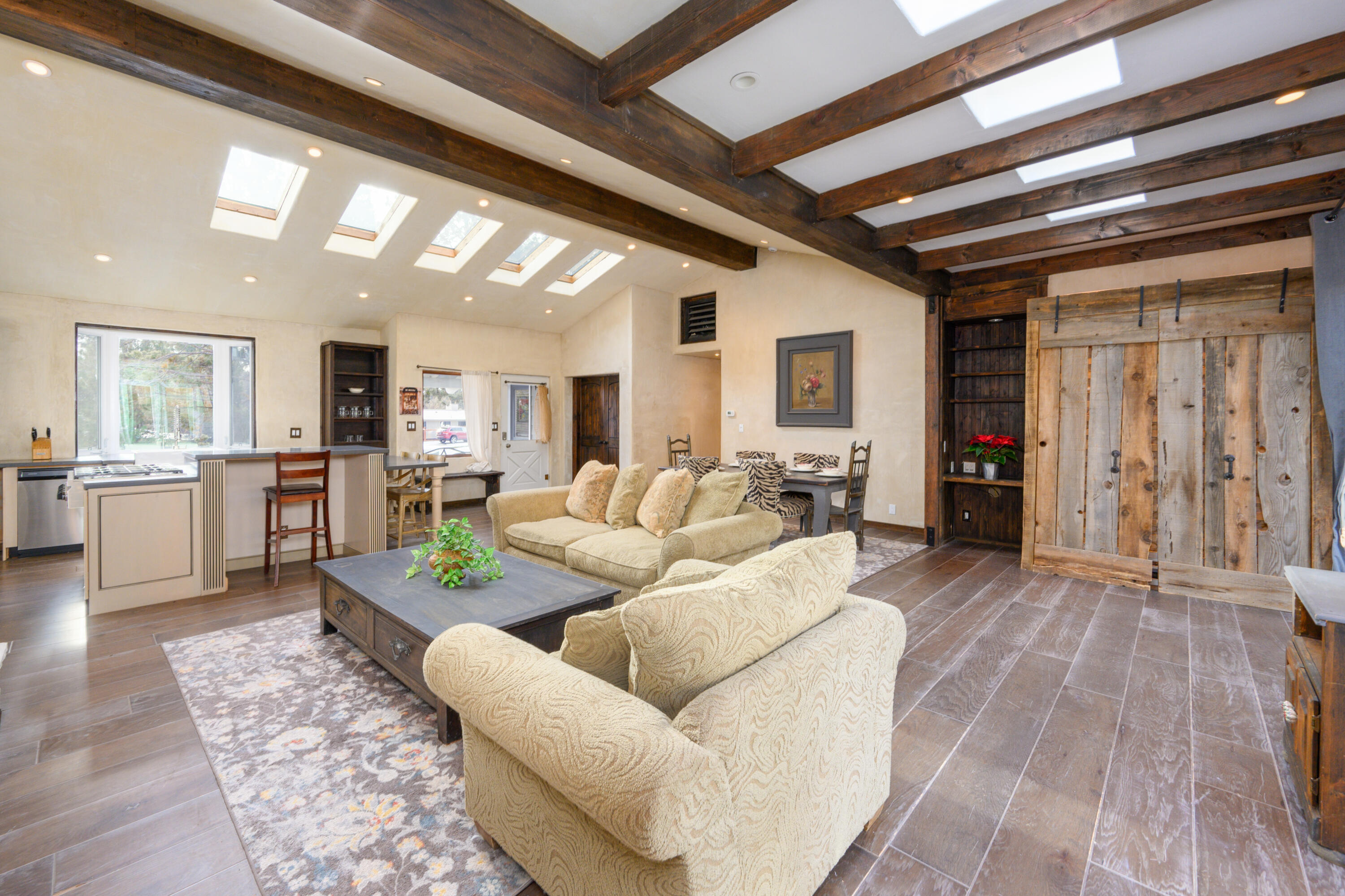 Kenwood Gardens - Residential