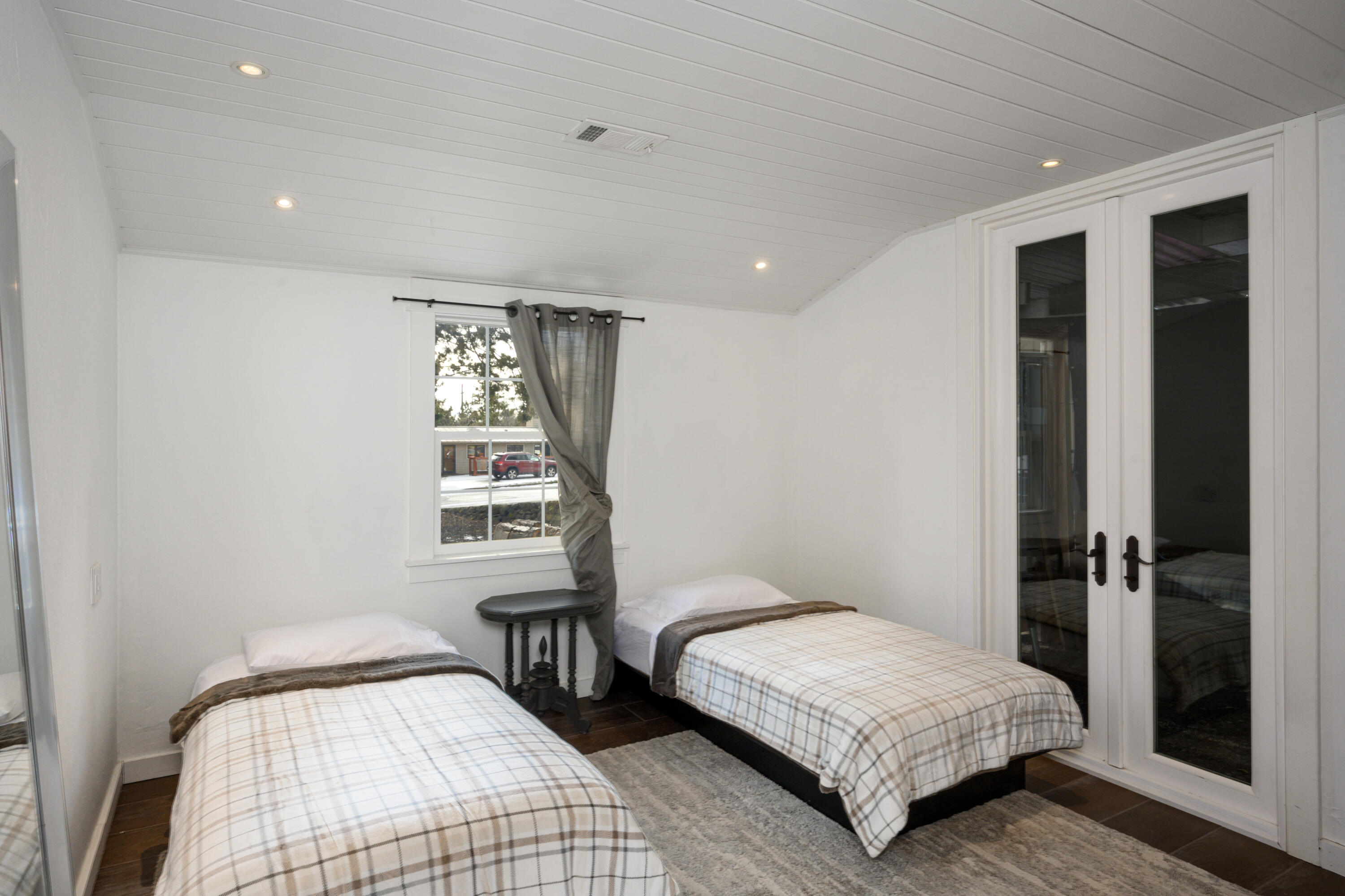 Kenwood Gardens - Residential