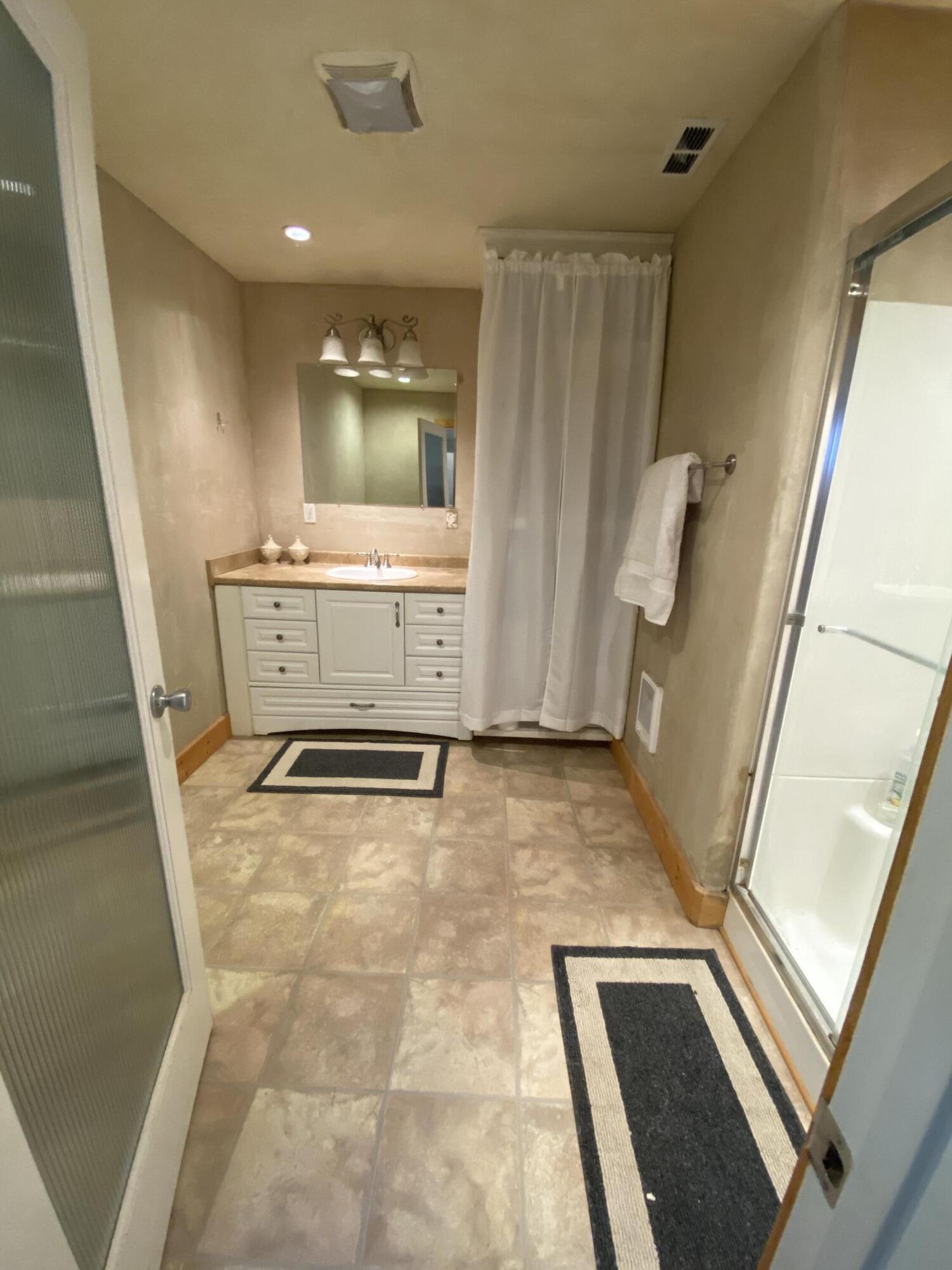 Kenwood Gardens - Residential