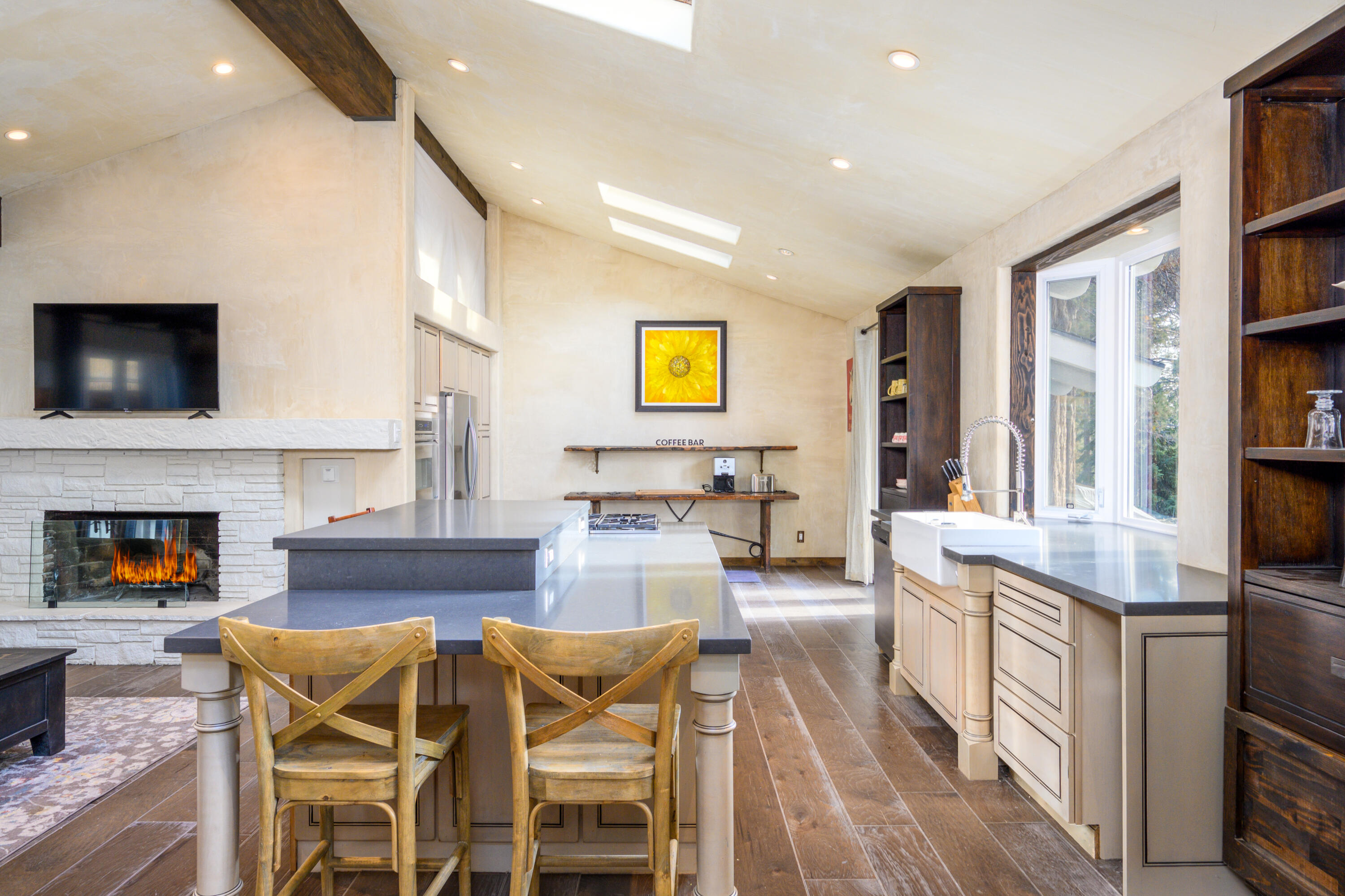 Kenwood Gardens - Residential