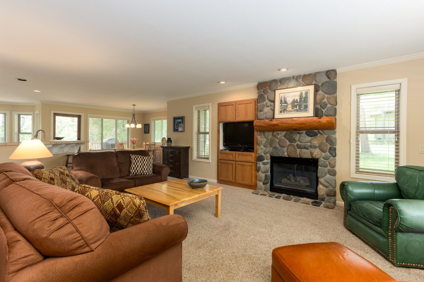 Fairway Crest Village - Residential