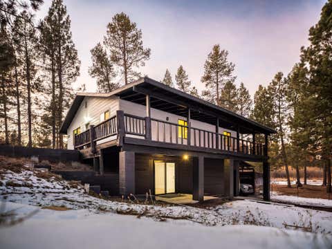 Tiny photo for 15638 Sherrie Way, La Pine, OR 97739 (MLS # 220223370)