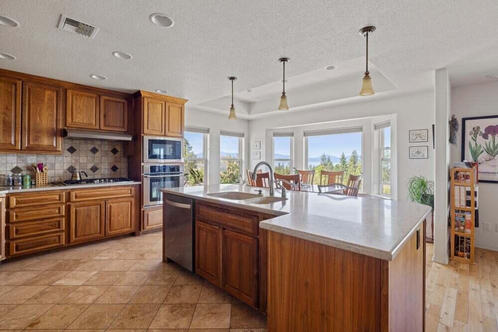 Bella Vista - Residential