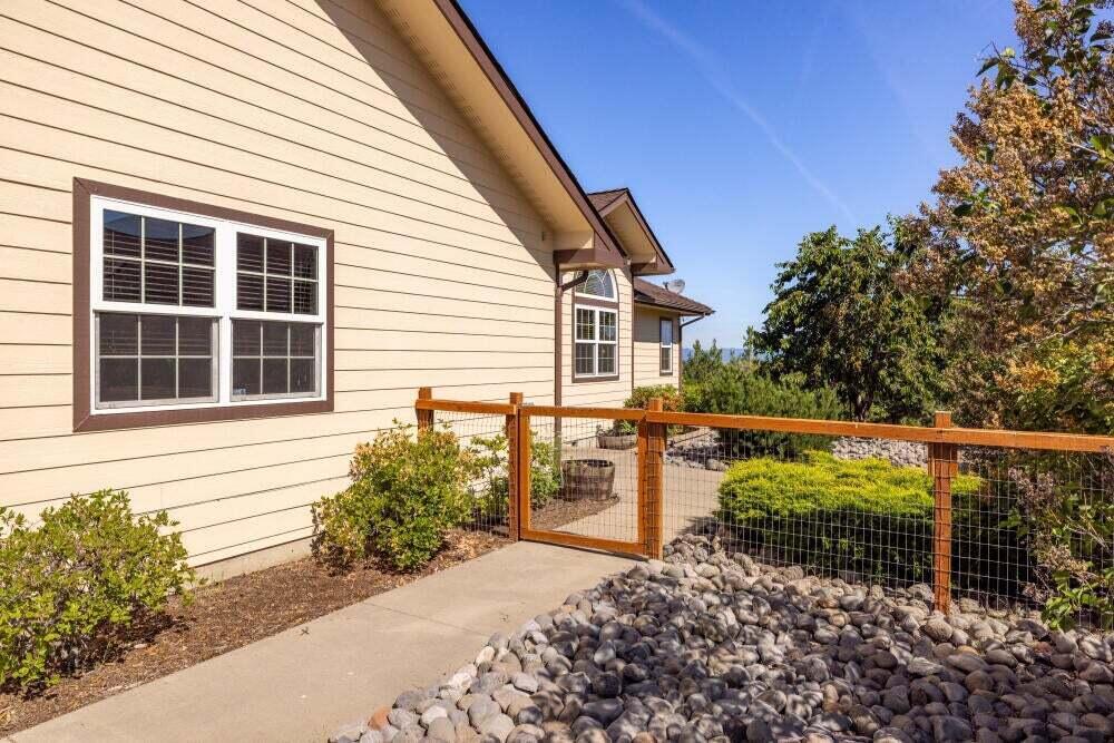 Bella Vista - Residential