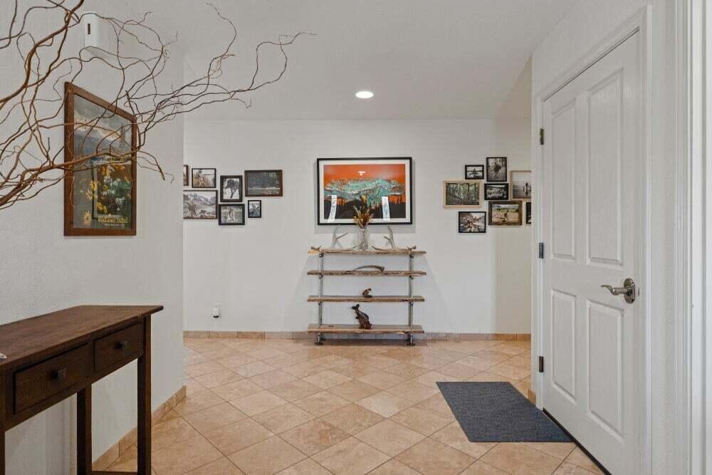 Bella Vista - Residential