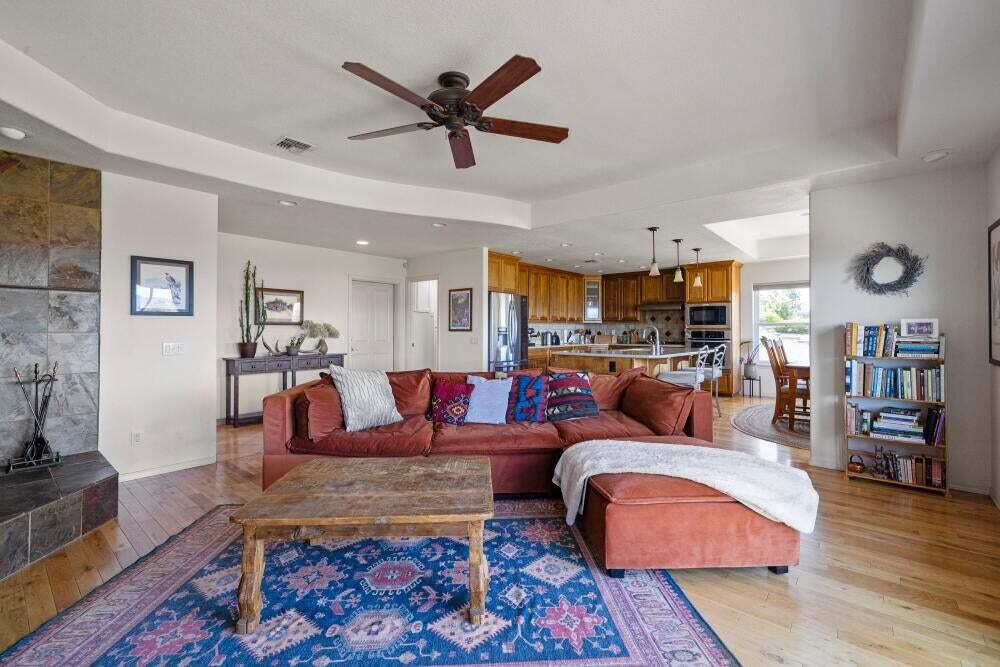 Bella Vista - Residential