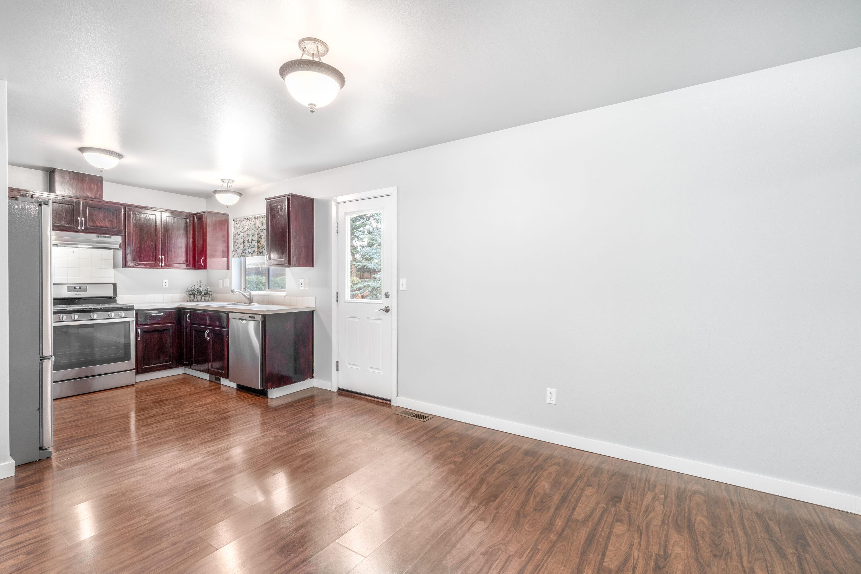 Cascade Peaks - Residential