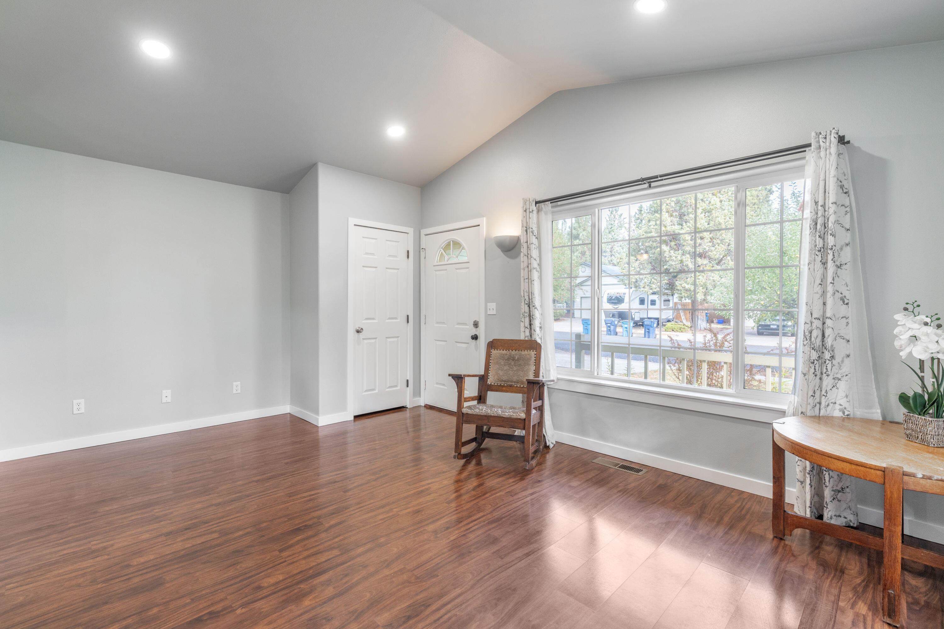 Cascade Peaks - Residential