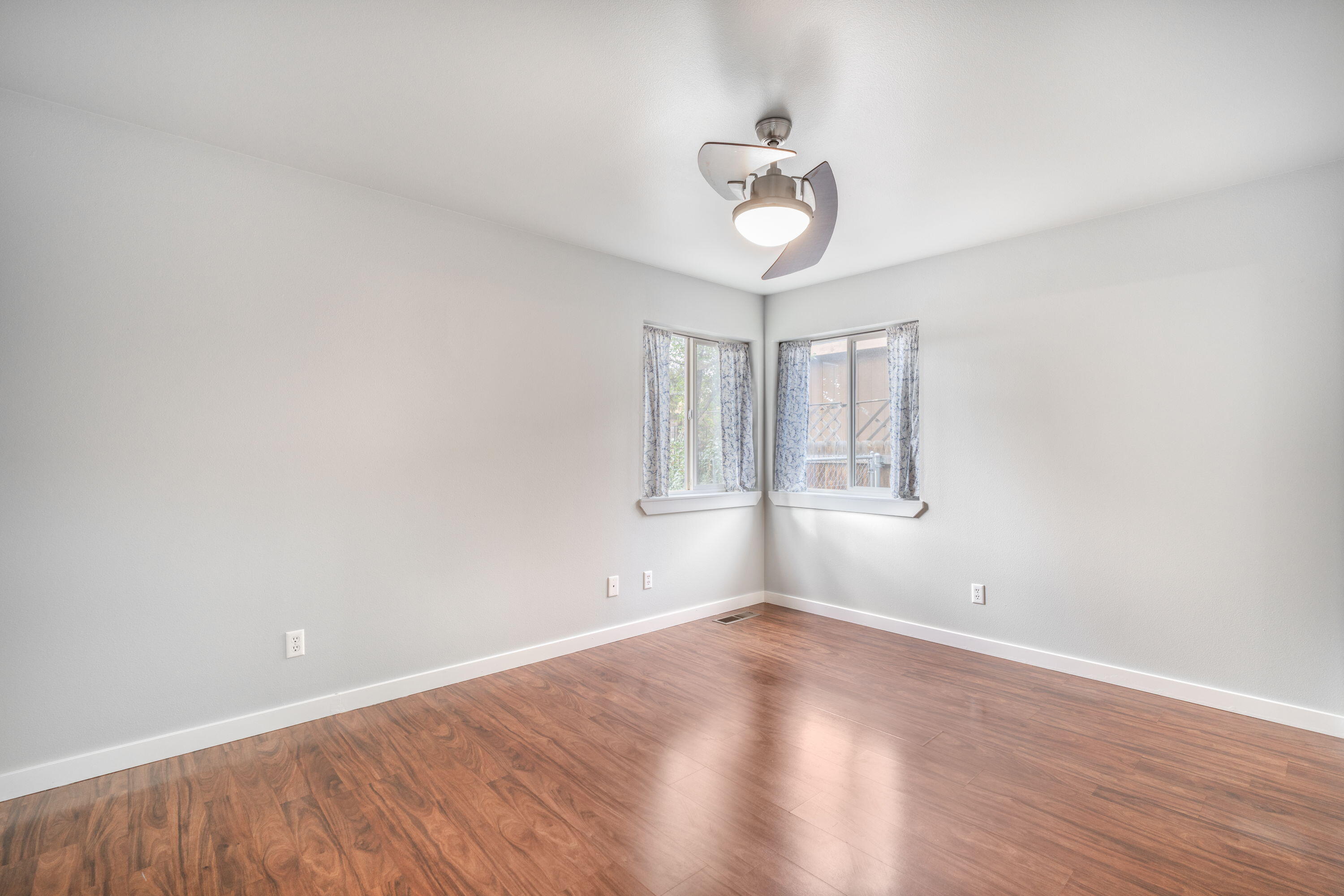 Cascade Peaks - Residential