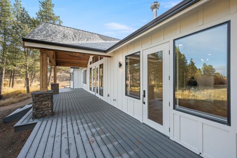 Tiny photo for 16768 Sandy Court, La Pine, OR 97739 (MLS # 220211434)