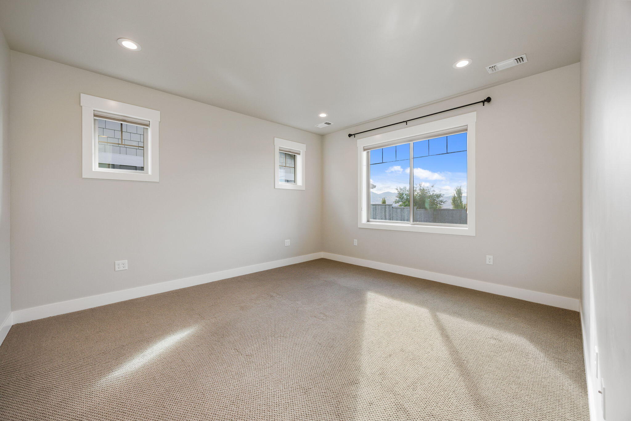 Silver Oaks - Residential