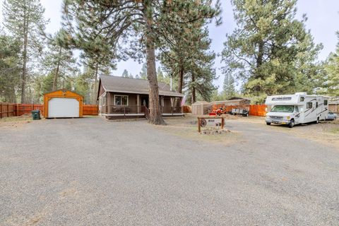 Tiny photo for 56705 Stellar Drive, Bend, OR 97707 (MLS # 220216847)