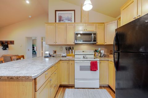 Tiny photo for 56705 Stellar Drive, Bend, OR 97707 (MLS # 220216847)