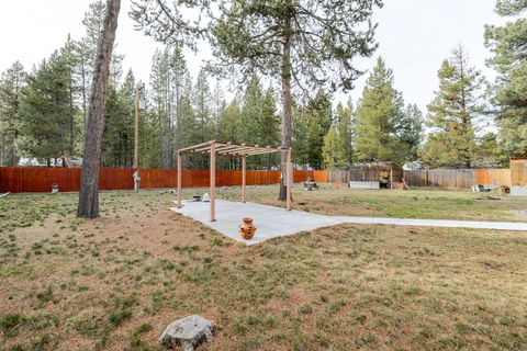 Tiny photo for 56705 Stellar Drive, Bend, OR 97707 (MLS # 220216847)