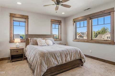 Tiny photo for 751 S Redwood Street, Sisters, OR 97759 (MLS # 220224591)
