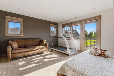 Tiny photo for 751 S Redwood Street, Sisters, OR 97759 (MLS # 220224591)
