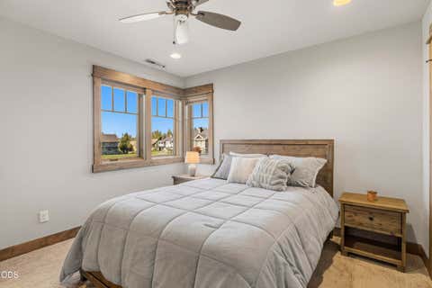 Tiny photo for 751 S Redwood Street, Sisters, OR 97759 (MLS # 220224591)