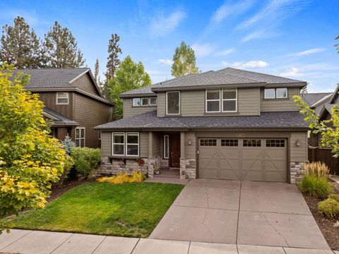 19671 Hollygrape Street Bend OR 97702