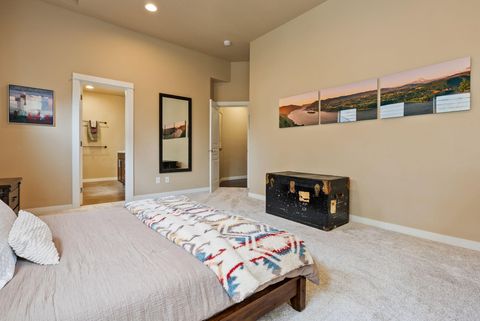 Tiny photo for 19671 Hollygrape Street, Bend, OR 97702 (MLS # 220220235)