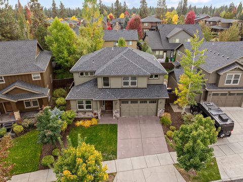 Tiny photo for 19671 Hollygrape Street, Bend, OR 97702 (MLS # 220220235)