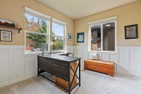 Tiny photo for 19671 Hollygrape Street, Bend, OR 97702 (MLS # 220220235)