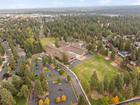 Tiny photo for 19671 Hollygrape Street, Bend, OR 97702 (MLS # 220220235)