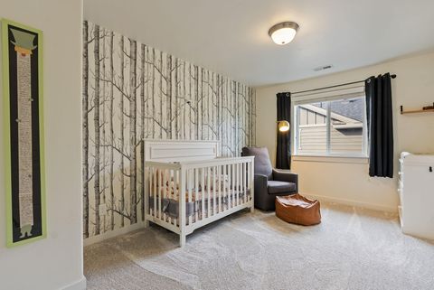 Tiny photo for 19671 Hollygrape Street, Bend, OR 97702 (MLS # 220220235)