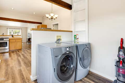 Tiny photo for 604 S Ivy Street, Medford, OR 97501 (MLS # 220226953)
