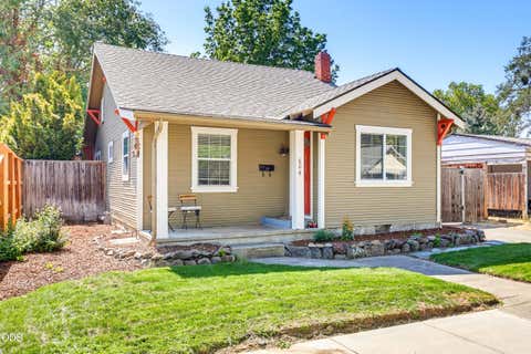 Tiny photo for 604 S Ivy Street, Medford, OR 97501 (MLS # 220226953)