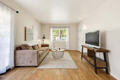Tiny photo for 604 S Ivy Street, Medford, OR 97501 (MLS # 220226953)
