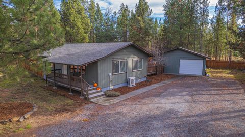 Tiny photo for 56078 Snow Goose Road, Bend, OR 97707 (MLS # 220211565)