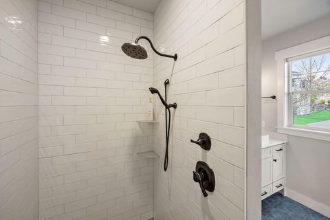 Tiny photo for 80 Placer Hill Drive, Jacksonville, OR 97530 (MLS # 220217747)