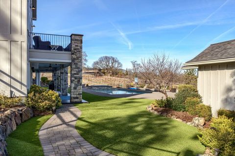 Tiny photo for 80 Placer Hill Drive, Jacksonville, OR 97530 (MLS # 220217747)