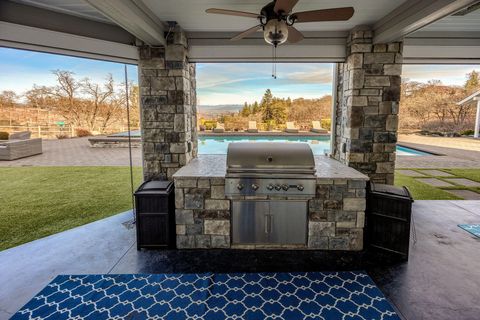 Tiny photo for 80 Placer Hill Drive, Jacksonville, OR 97530 (MLS # 220217747)