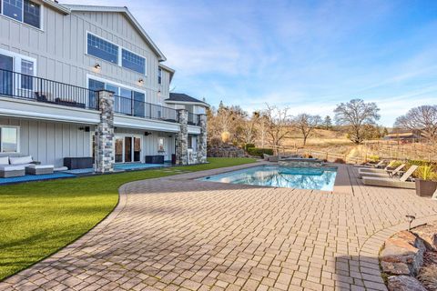 Tiny photo for 80 Placer Hill Drive, Jacksonville, OR 97530 (MLS # 220217747)