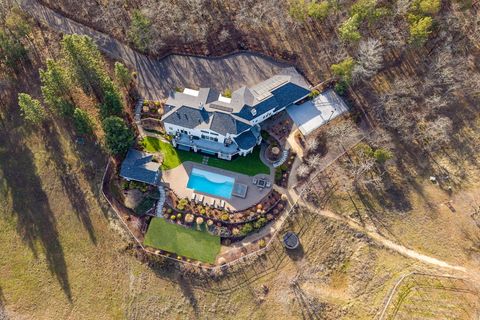 Tiny photo for 80 Placer Hill Drive, Jacksonville, OR 97530 (MLS # 220217747)