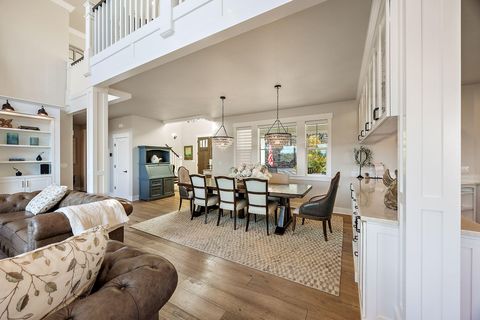 Tiny photo for 80 Placer Hill Drive, Jacksonville, OR 97530 (MLS # 220217747)