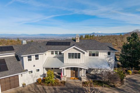 Tiny photo for 80 Placer Hill Drive, Jacksonville, OR 97530 (MLS # 220217747)