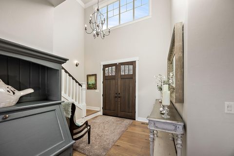 Tiny photo for 80 Placer Hill Drive, Jacksonville, OR 97530 (MLS # 220217747)