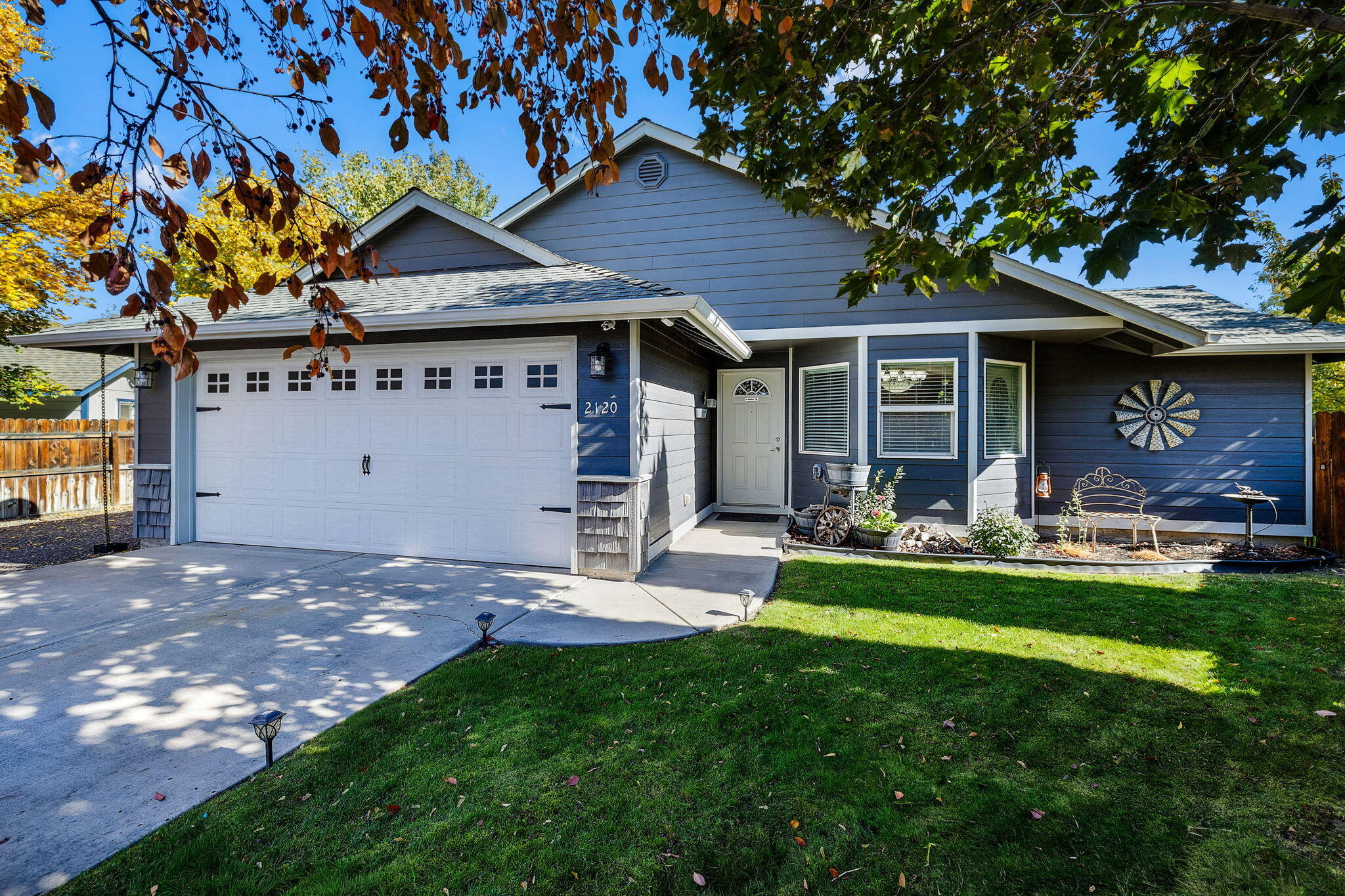 2120 Maple Tree Court NW